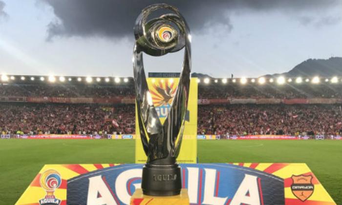 Finales del fútbol colombiano se retrasaran una semana