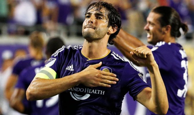 Kaká quiere terminar su carrera en Sao Paulo