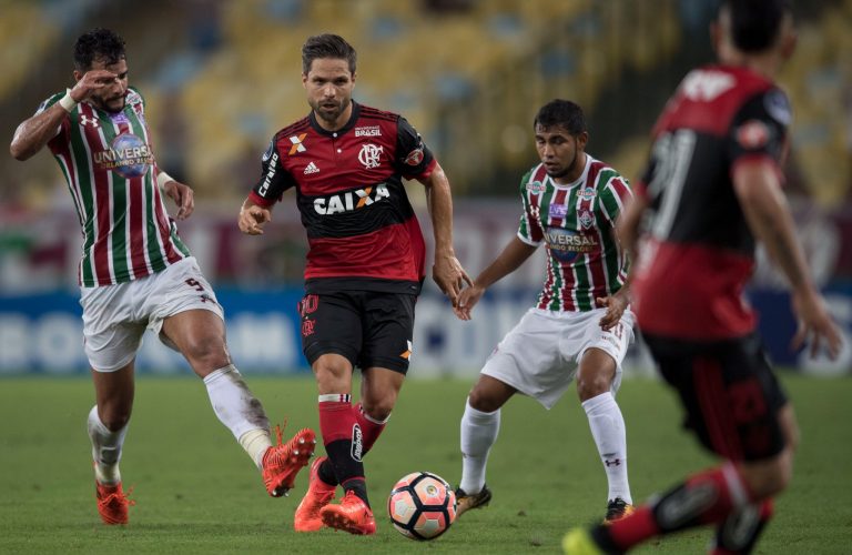 Flamengo se quedó con el clásico sobre Fluminense