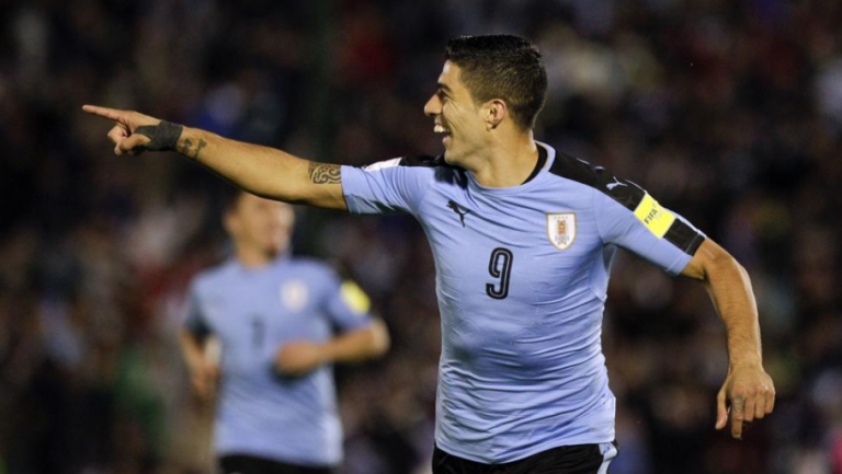 Uruguay jugará amistosos sin Luis Suárez