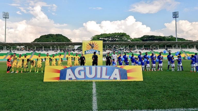 Leones y Real Cartagena se acercan a la final del Torneo Águila