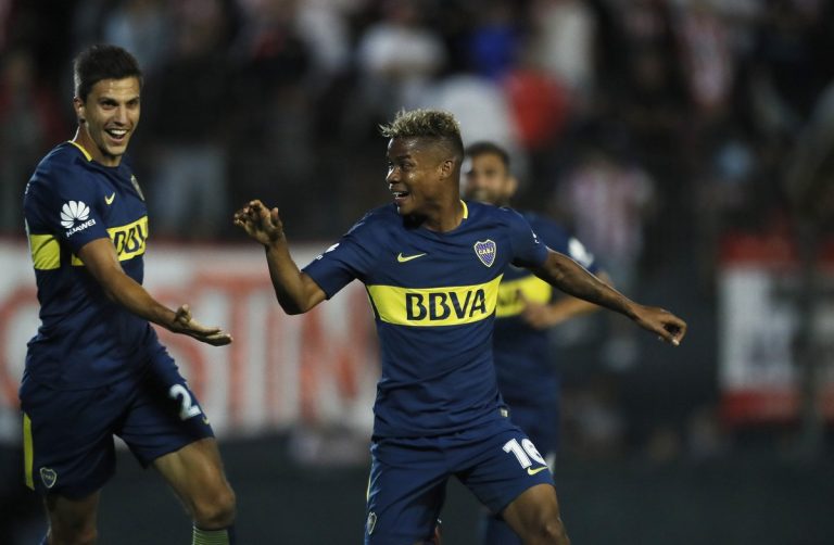 Boca gana con gol del colombiano Barrios