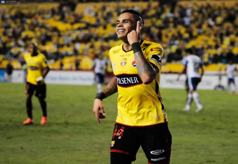 Llegó Álvez al Junior