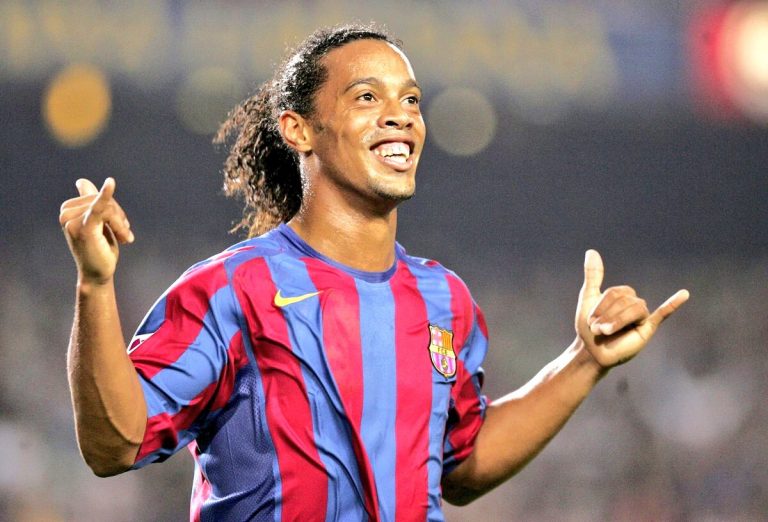 Ronaldinho prepara amistoso de despedida en Barcelona
