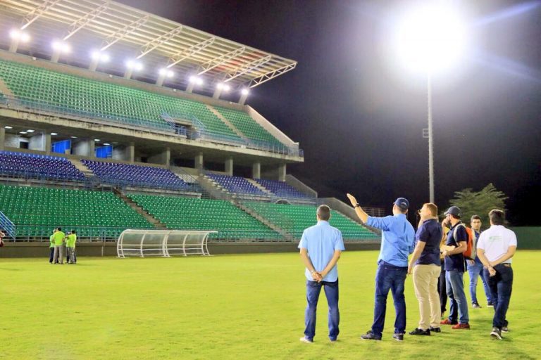 Jaguares estrenará iluminación en Montería