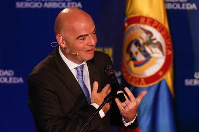 El Mundial de Rusia no deberá estar afectado por la política: Infantino