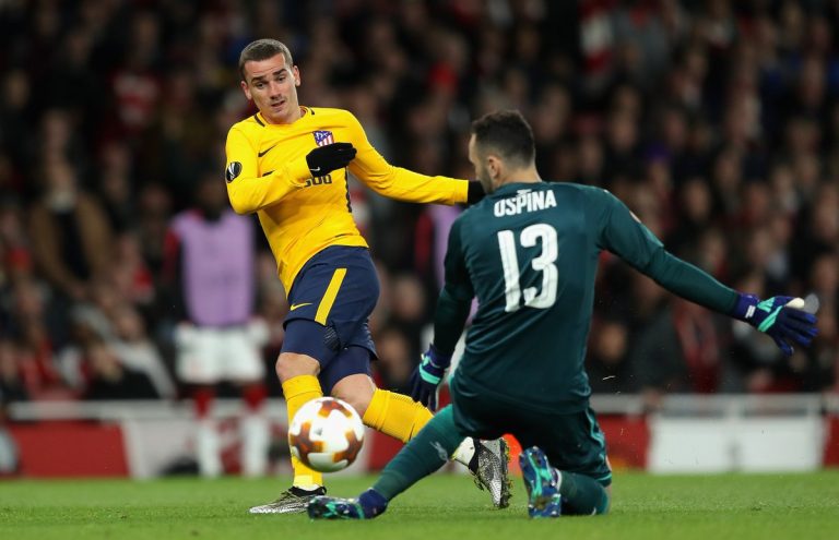 Ospina se destaca en empate del Arsenal en Liga de Europa