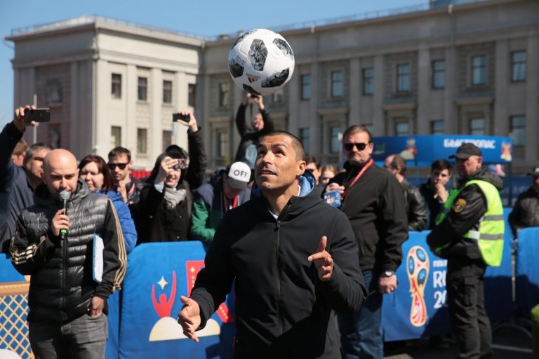 Iván Ramiro Córdoba inaugura sede de la Selección en Rusia