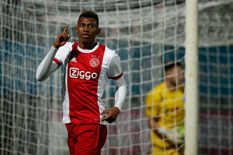 Casierra podría cambiar equipo para la próxima temporada