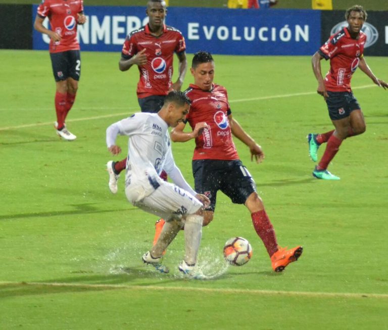 Medellín y Jaguares dijeron adiós a la Sudamericana