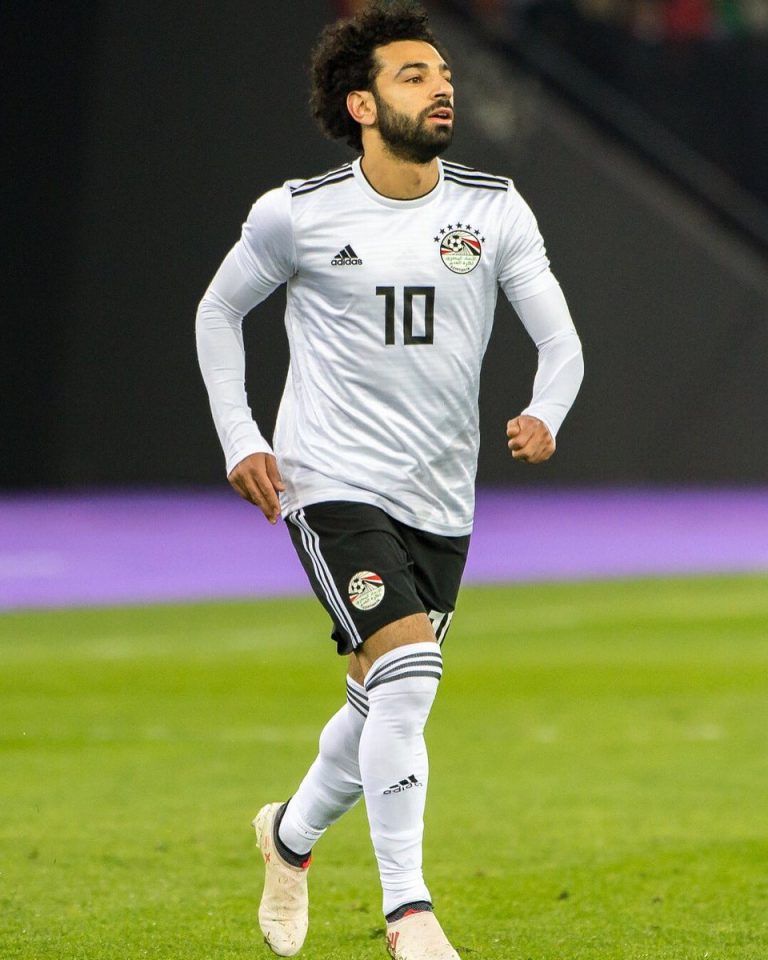 Salah apunta a su titularidad en debut de Egipto