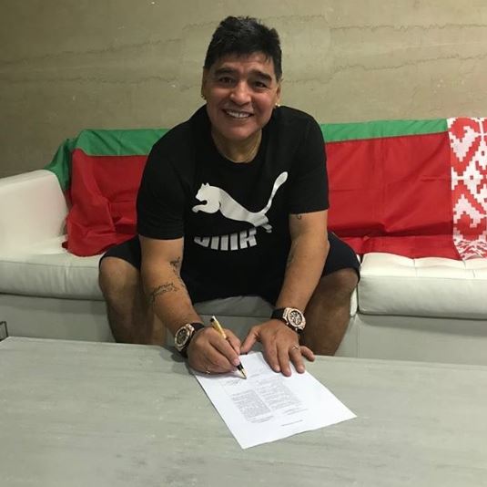 Maradona arregló su continuidad con Dorados