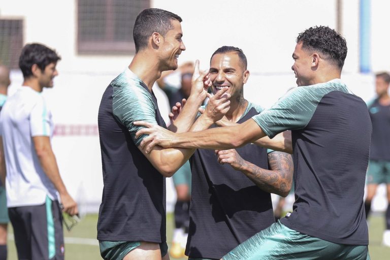 Suárez-Cristiano duelo goleador en Uruguay-Portugal