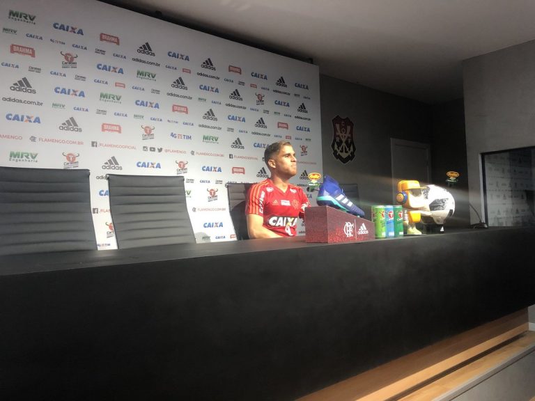 Gustavo Cuellar amplió su contrato con Flamengo