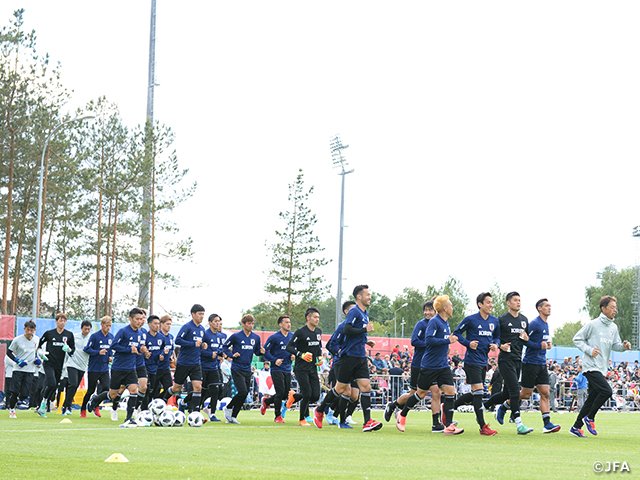 Okazaki y Shoji, dudas de Japón para jugar ante Colombia