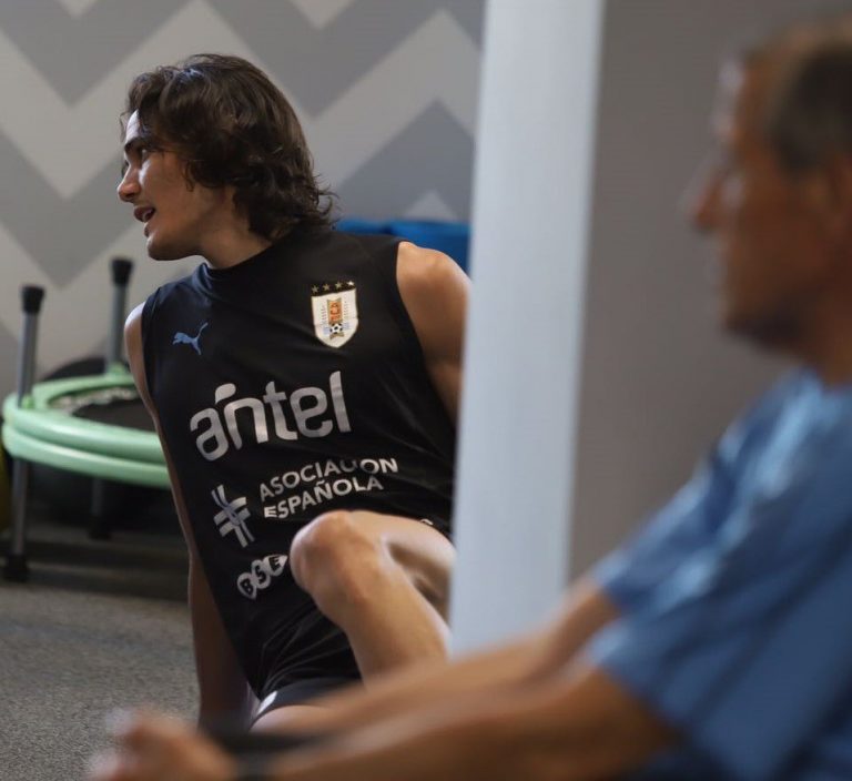 Cavani se pierde entrenamiento de Uruguay