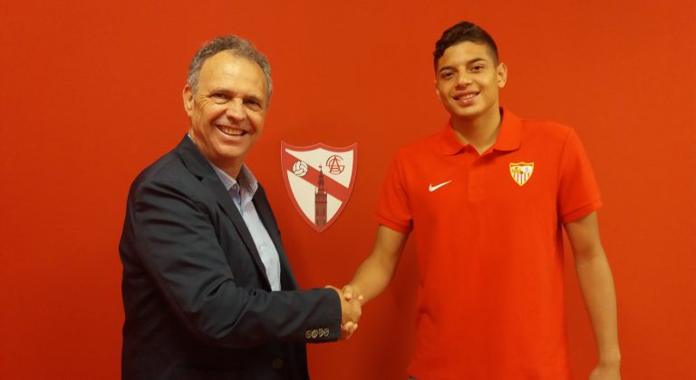 Juvenil portero colombiano llega al Sevilla Atlético de España