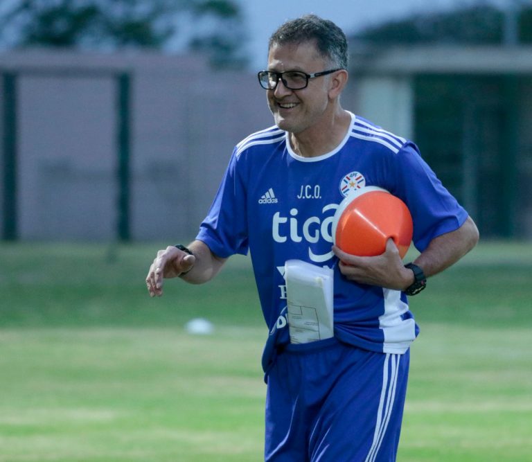 Osorio alista su primera prueba con Paraguay