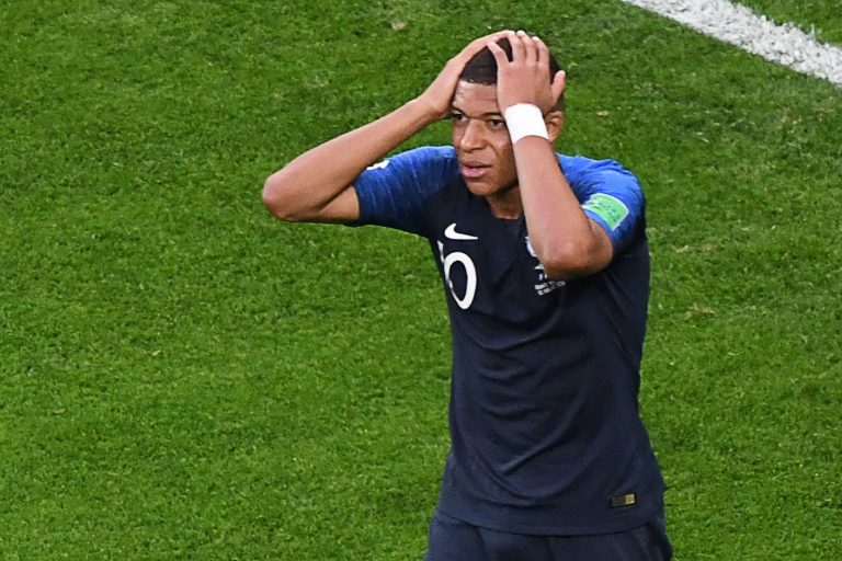 París se preocupa, Neymar y Mbappé se lesionan