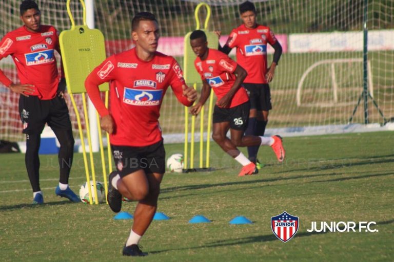 Junior a salvar el honor en casa y un cupo a la final