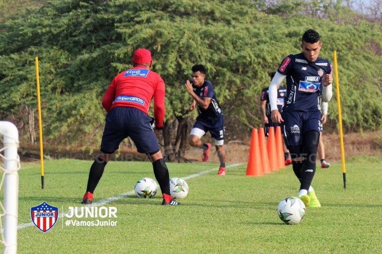 Colombianos iniciaron trámites para amistosos