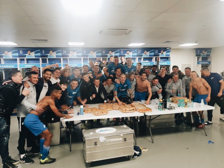 Tres colombianos a octavos de final en la Europa League