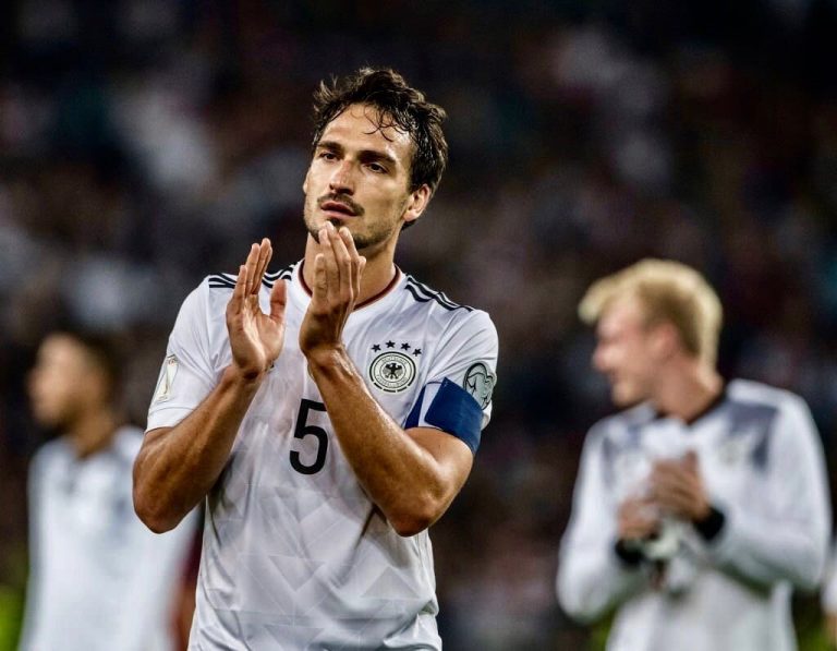 Hummels se quejó de su retiro obligado de Alemania