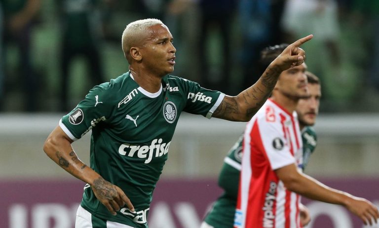 Palmeiras goleó al Junior y lo eliminó de la Libertadores