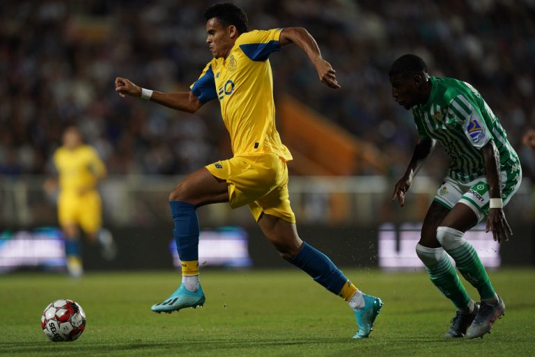 Luis Díaz sigue sumando minutos con Porto