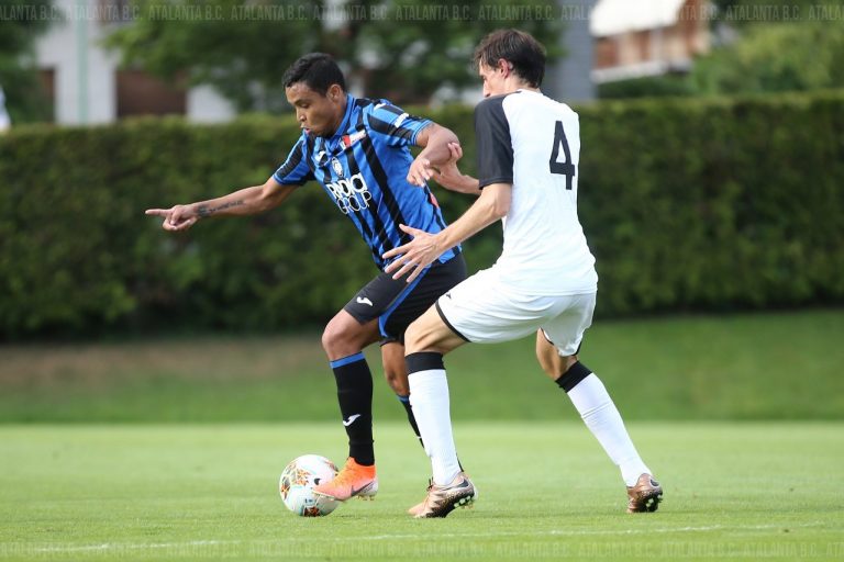Muriel hizo futbol con Atalanta