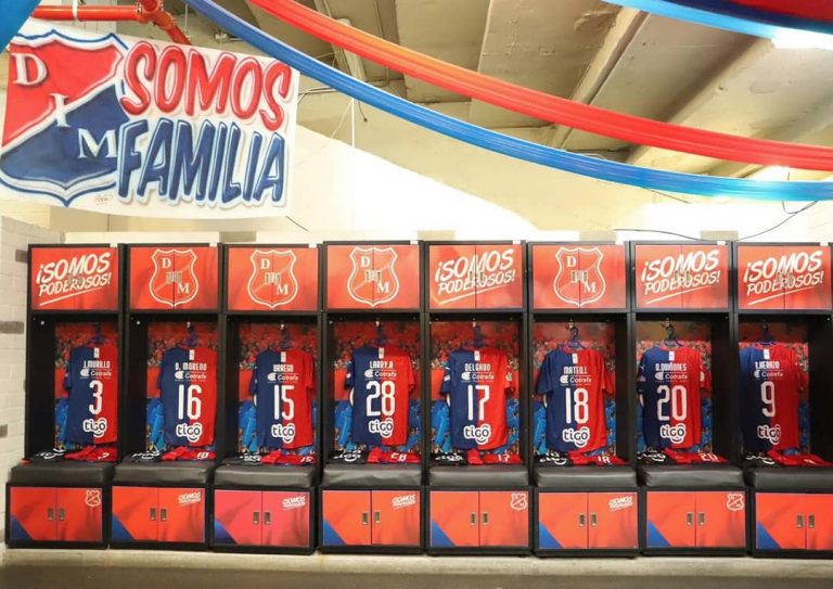 Medellín goleó en el Atanasio y es líder de la Liga Águila