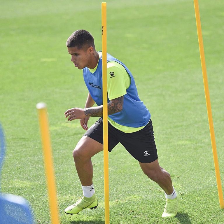 ‘Cucho’ Hernández  en la recta final de su recuperación