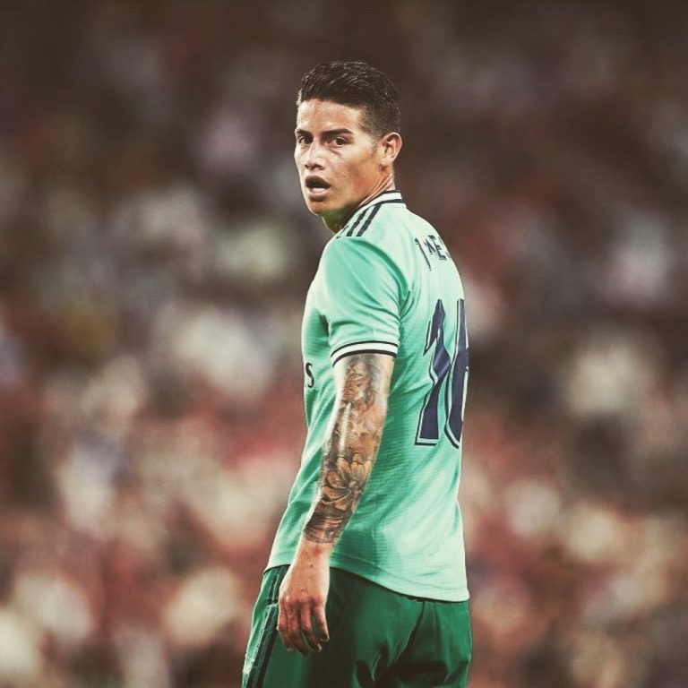 Real se resistió al paso de James al Nápoles: Ancelotti