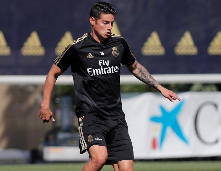 James ya entrena con balón