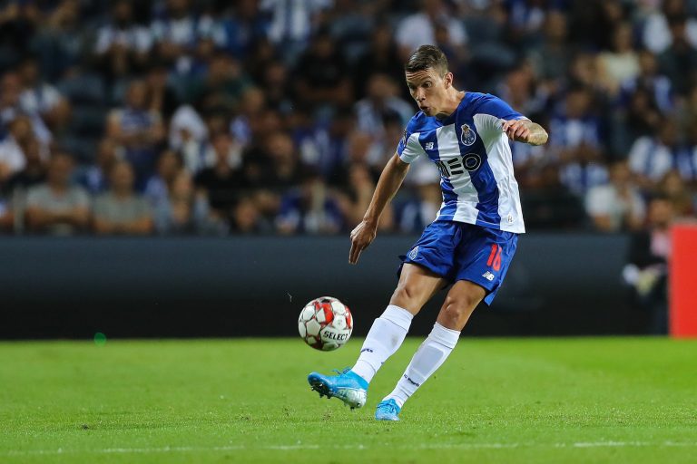Matheus tiene que ganarse la titular: técnico de Porto