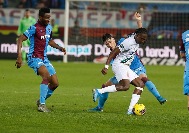 Rodallega marcó doblete en Turquía