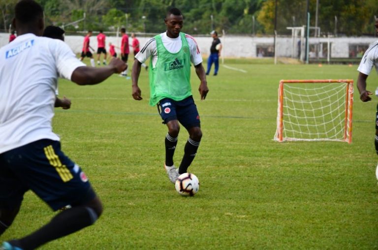 Mender García se perderá el juego ante Venezuela. Balanta en duda
