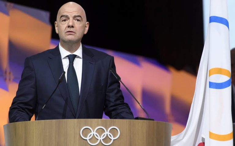 La FIFA contempla aplazar partidos por epidemia