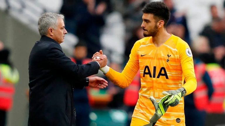 Gazzaniga recomendó a Jorman en Inglaterra