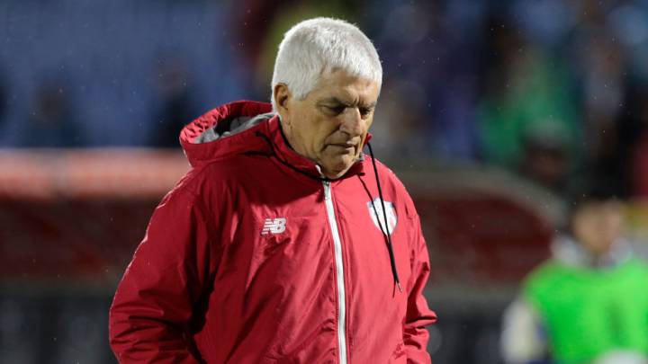 Junior deja solo a Comesaña