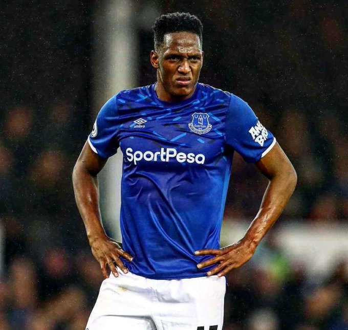 Yerry ya entrena con Everton