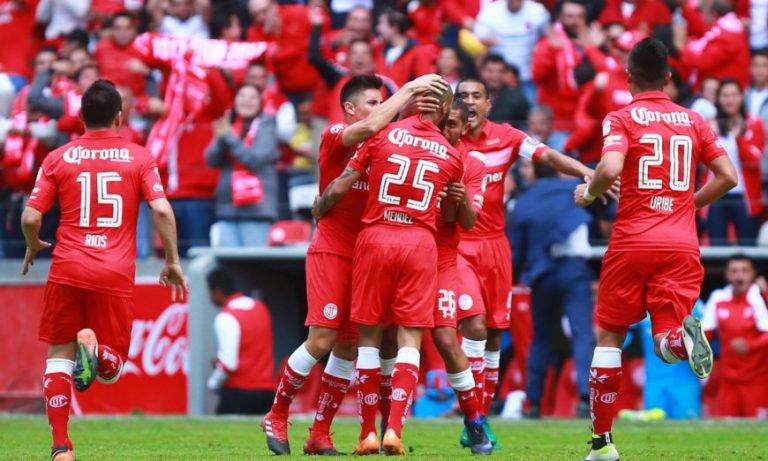 Toluca con siete positivos