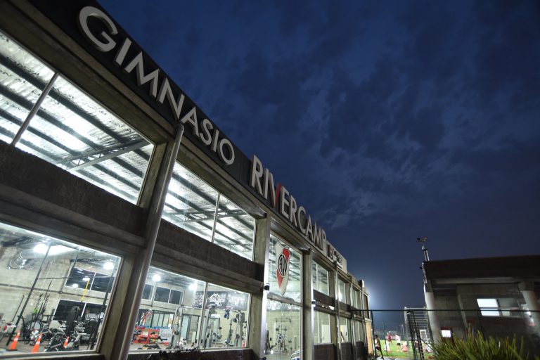 Alarma en River por un positivo