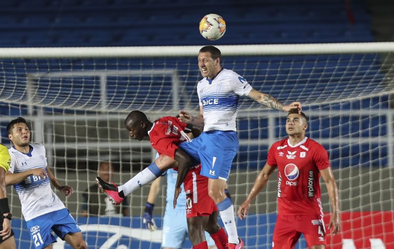 América se enredó en la Libertadores