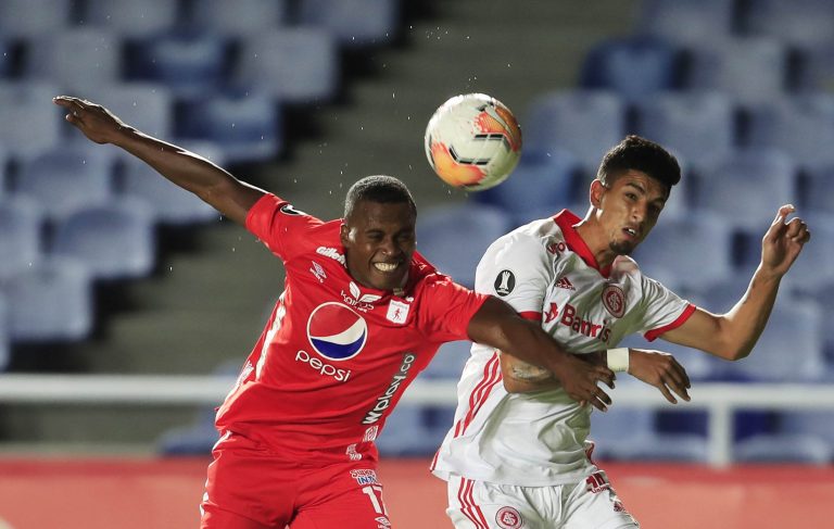 América comprometido en la Libertadores