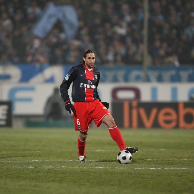 Yepes, en el Once Ideal del PSG para Mbappé