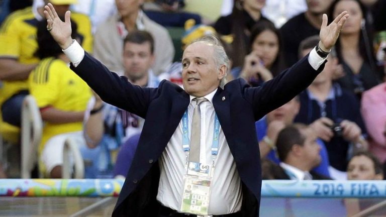 Sabella sigue delicado