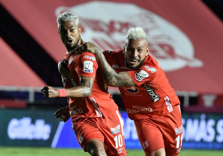 América se colgó media estrella