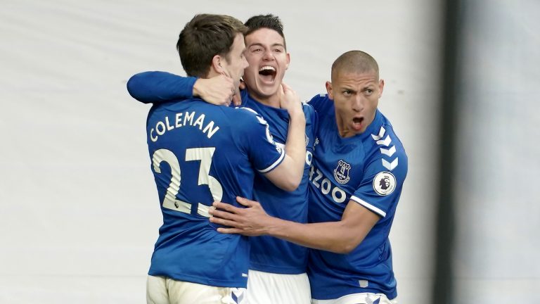"James, al centro del ataque": referente del Everton