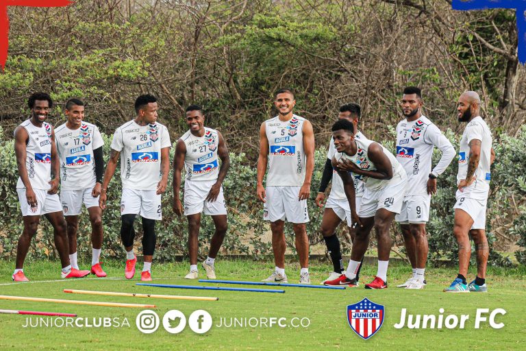 Junior a Guayaquil, Tolima a Lima